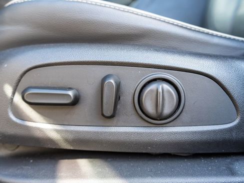 Used 2017 GMC Acadia Denali image 26