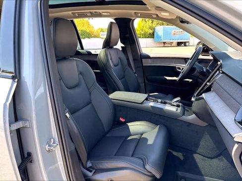 New 2026 Volvo XC90 T8 Ultra AWD/4WD image 32