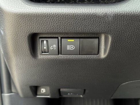 Used 2024 Toyota RAV4 SE image 25