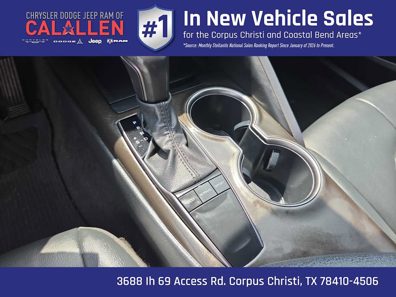 Used 2023 Toyota Camry SE w/ Convenience Package FWD image 25