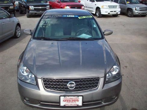 Used 2005 Nissan Altima 2.5 S w/ (S02) Side Airbags Pkg image 8
