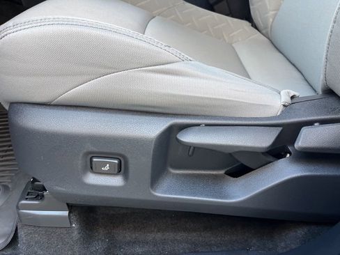 Used 2025 Toyota Tacoma SR5 image 19