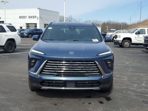 New 2026 Buick Enclave Preferred w/ Power Package image 2