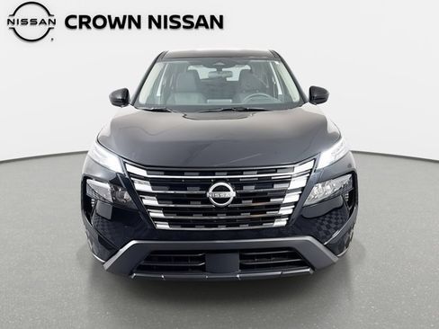 Certified 2026 Nissan Rogue SV image 2