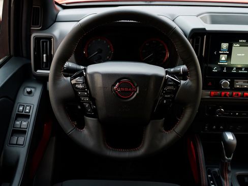 New 2026 Nissan Frontier PRO-4X w/ Pro-4x Convenience Package image 11