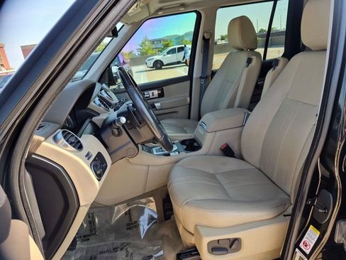Used 2016 Land Rover LR4 HSE AWD/4WD image 9