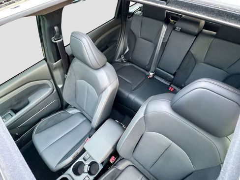 Used 2025 Subaru Forester Touring image 30