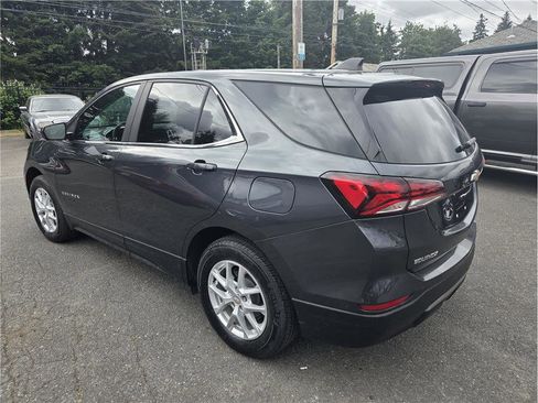 Used 2023 Chevrolet Equinox LT AWD/4WD image 6