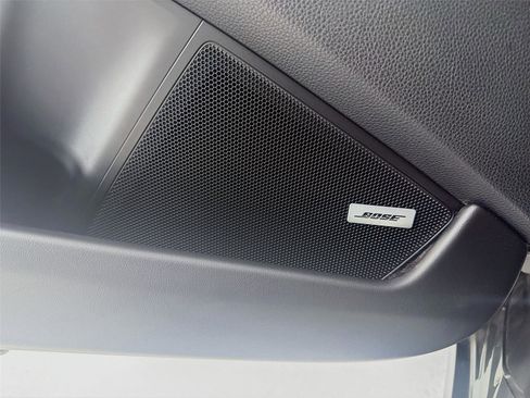 Certified 2020 Porsche 911 Carrera image 9