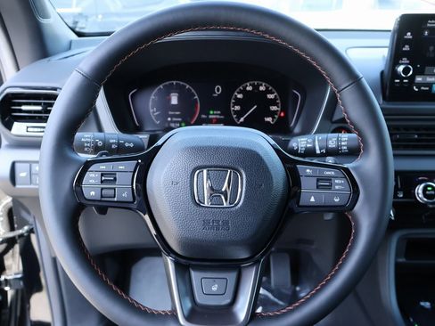 New 2025 Honda Pilot TrailSport image 21