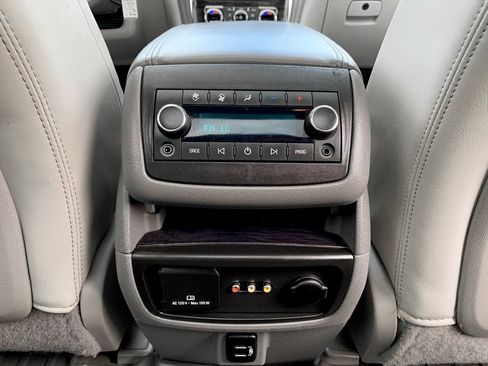 Used 2017 Buick Enclave Premium w/ Experience Buick Package AWD/4WD image 34