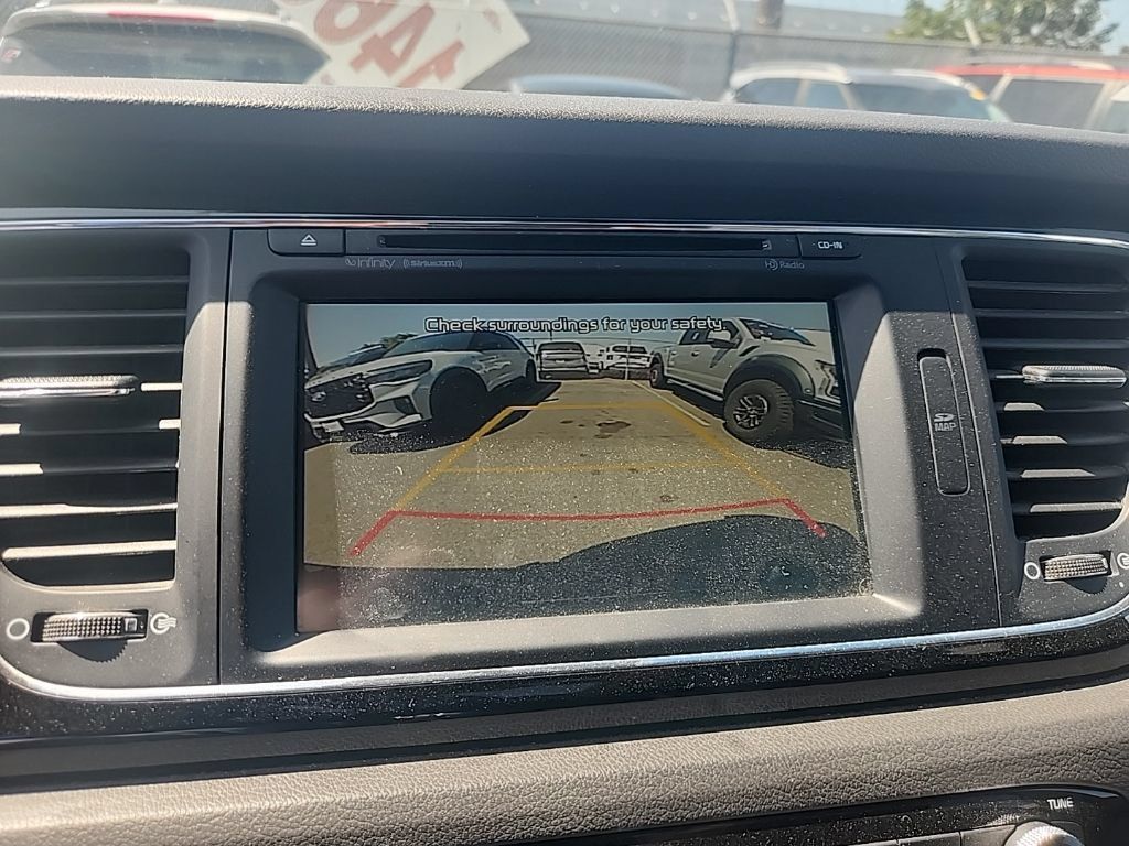 Used 2016 Kia Sedona SX FWD image 22