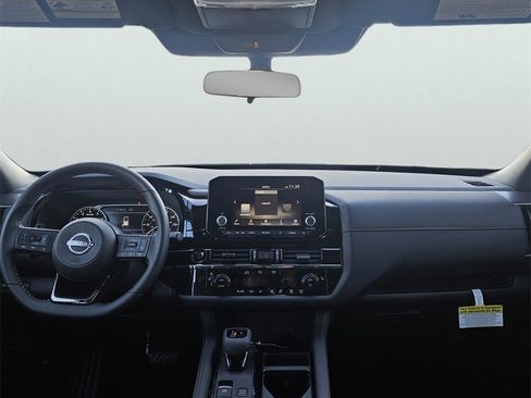 New 2025 Nissan Pathfinder Rock Creek image 11