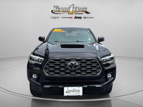 Used 2023 Toyota Tacoma TRD Sport AWD/4WD image 3