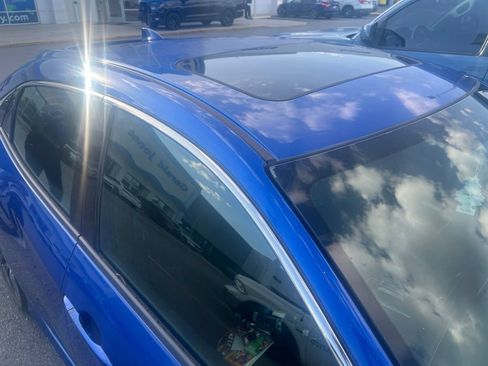 Used 2017 Honda Civic EX image 3