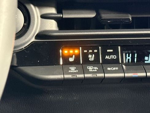 New 2026 Toyota Crown Signia image 32