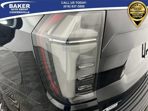 Certified 2025 Chevrolet Tahoe Z71 w/ Z71 Off-Road Package image 36