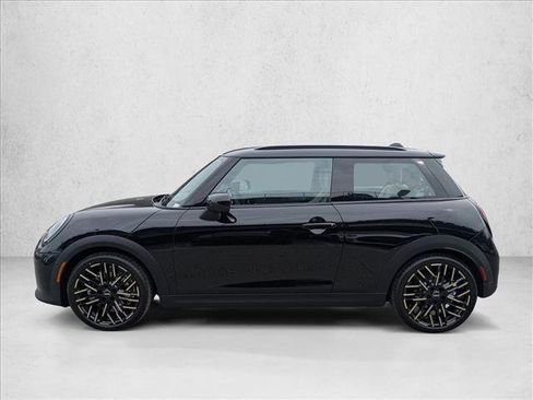 New 2026 MINI Cooper 2-Door Hardtop FWD image 3