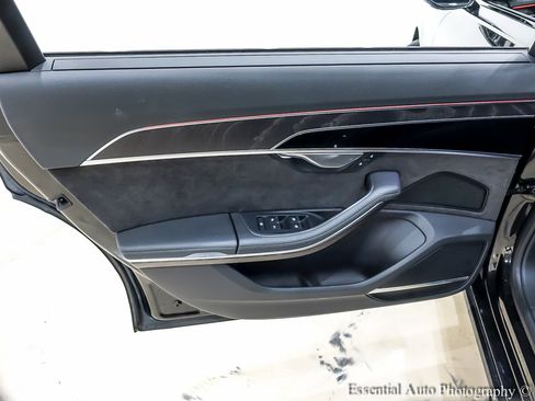 Used 2020 Audi A8 L 4.0T w/ Executive Package image 29