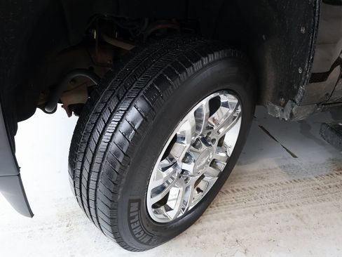 Used 2016 Chevrolet Silverado 2500 High Country w/ Duramax Plus Package image 41