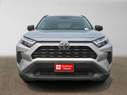 Certified 2025 Toyota RAV4 LE AWD/4WD image 9