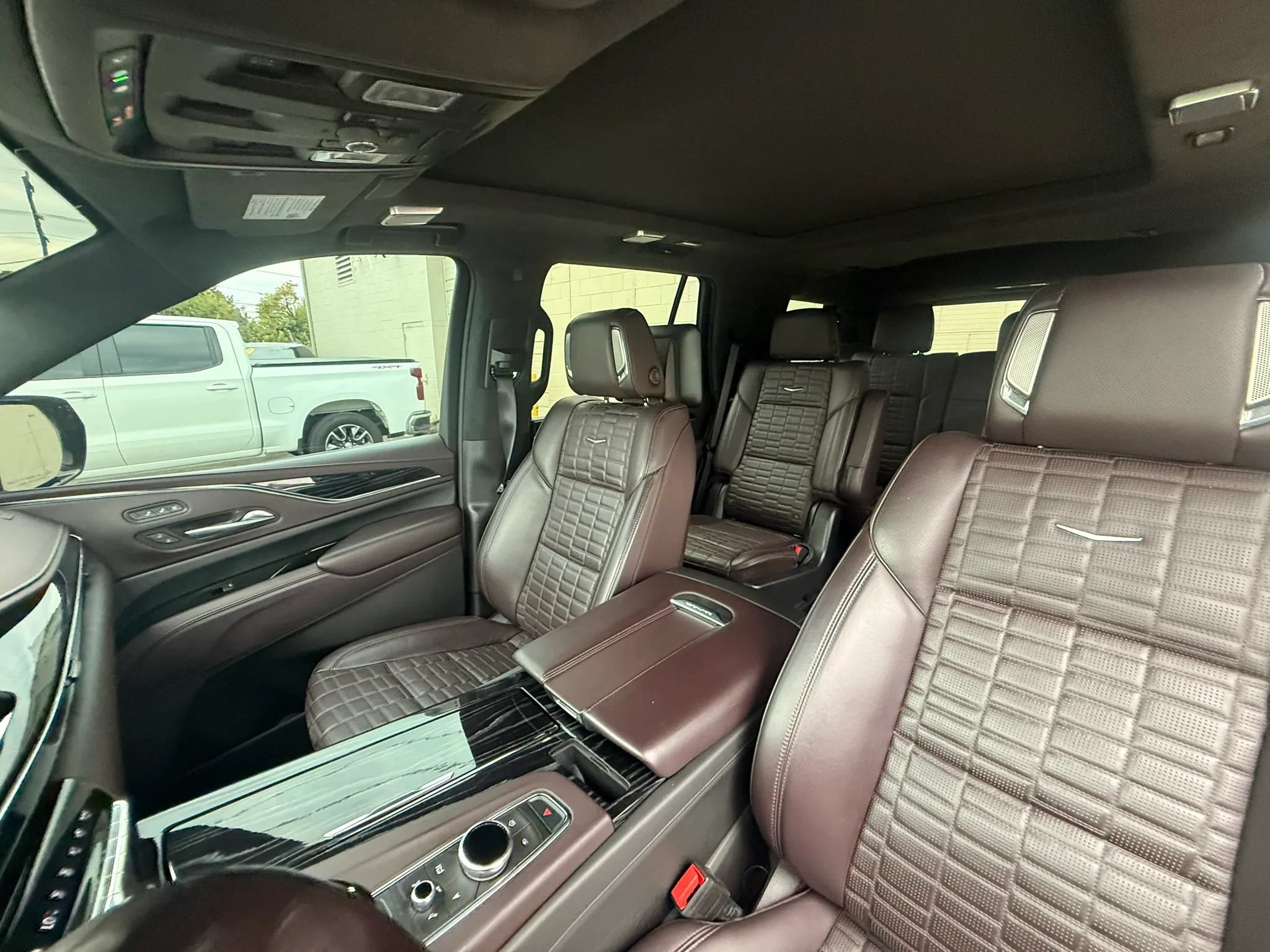 Used 2023 Cadillac Escalade V AWD/4WD image 22