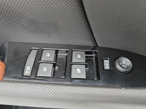 Used 2016 Cadillac XTS Luxury w/ Driver Awareness Package image 27