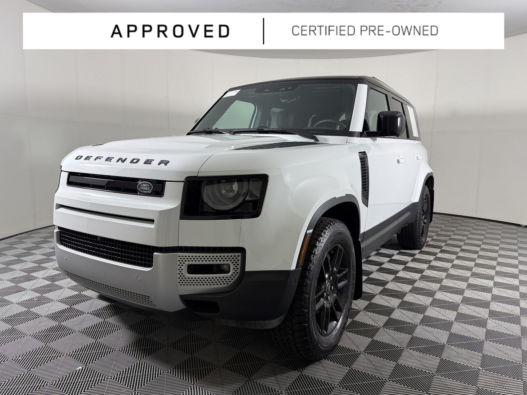 Used 2025 Land Rover Defender 110 S AWD/4WD image 1