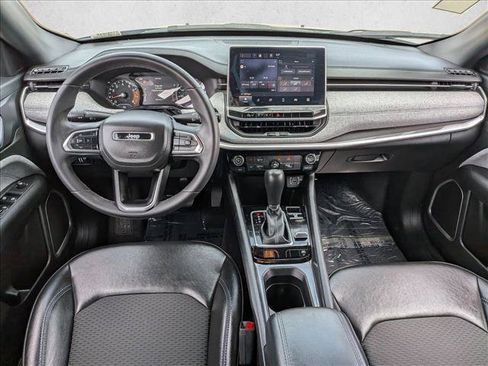 Used 2023 Jeep Compass Latitude AWD/4WD image 22