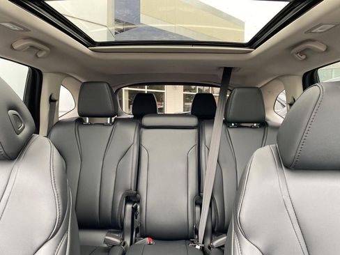 Certified 2024 Acura MDX FWD w/ Technology Package image 18