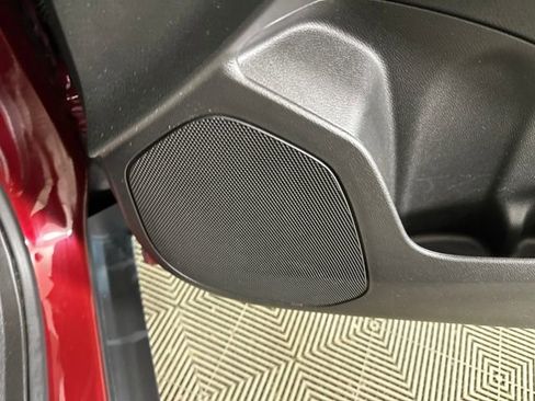 Used 2024 Chevrolet Trax RS w/ Sunroof Package image 36