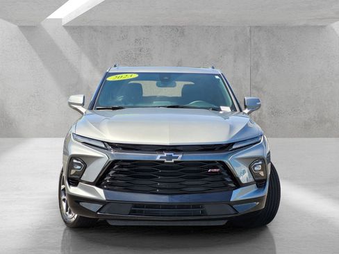 Used 2023 Chevrolet Blazer RS w/ Enhanced Convenience Package FWD image 2