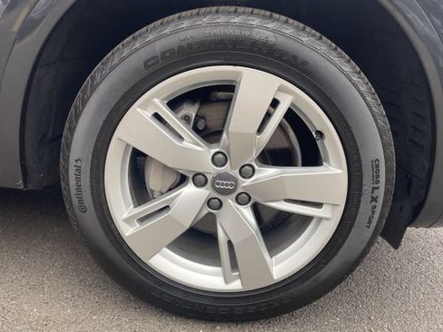 Used 2018 Audi Q5 Premium AWD/4WD image 22