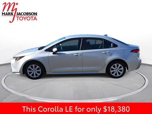 Used 2024 Toyota Corolla LE image 14