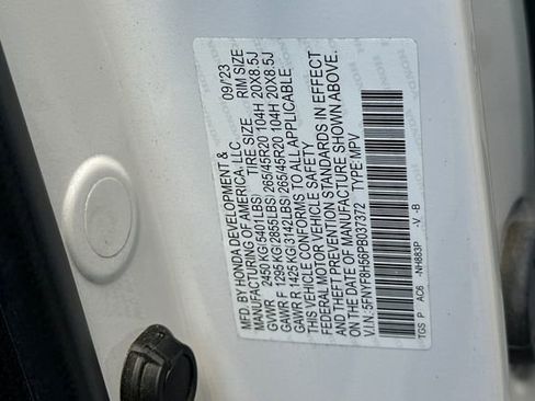 Used 2023 Honda Passport EX-L image 32