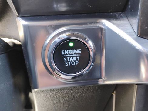 Used 2021 Ford F150 Lariat w/ Equipment Group 502A High AWD/4WD image 37