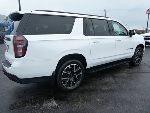 Certified 2023 Chevrolet Suburban RST w/ Luxury Package AWD/4WD image 6