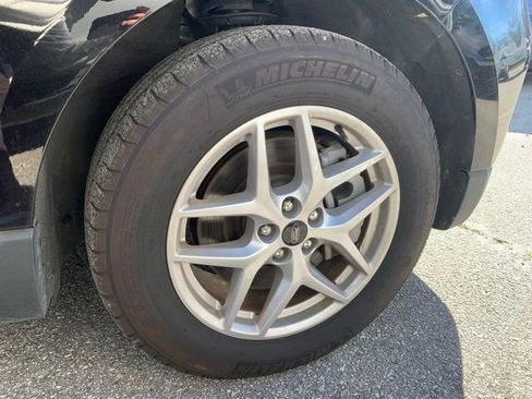 Used 2023 Ford Edge SEL image 28