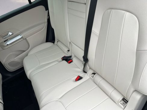 Certified 2025 Mercedes-Benz GLB 250 4MATIC image 9