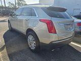 Used 2017 Cadillac XT5 FWD image 4
