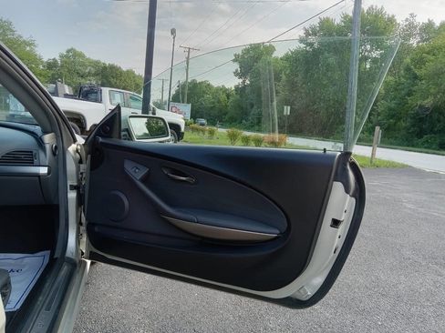 Used 2005 BMW 645Ci Coupe image 11