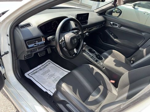Used 2024 Honda Civic Sport image 12