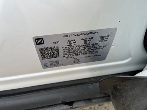 Used 2025 Buick Encore GX Preferred image 9