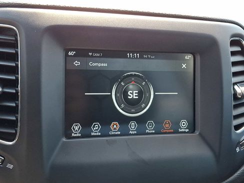 Certified 2021 Jeep Compass Latitude image 27