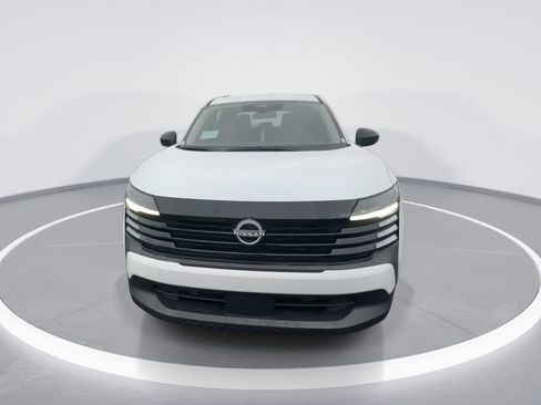 New 2026 Nissan Kicks S image 3