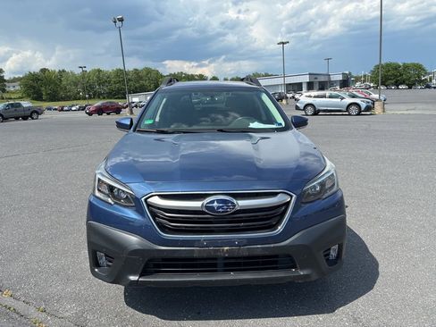 Used 2021 Subaru Outback Premium AWD/4WD image 3