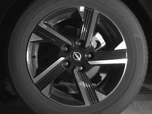 Used 2025 Nissan Sentra SV image 14