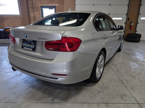Used 2016 BMW 328i Sedan RWD image 10