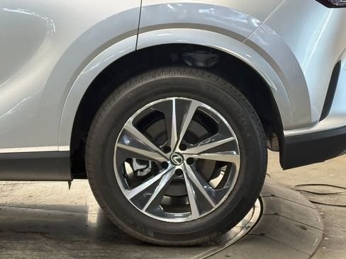 Used 2024 Lexus RX 350 FWD w/ Technology Package image 10