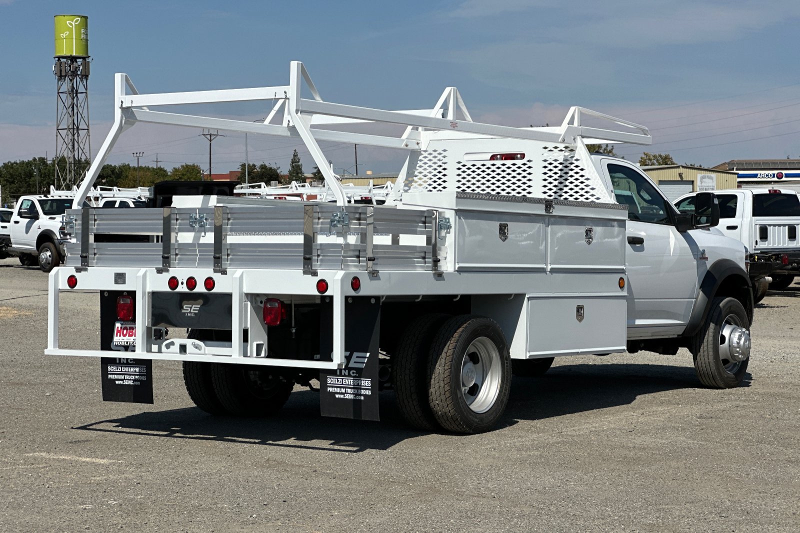 New 2025 RAM 5500 Tradesman w/ Chrome Appearance Group AWD/4WD image 3